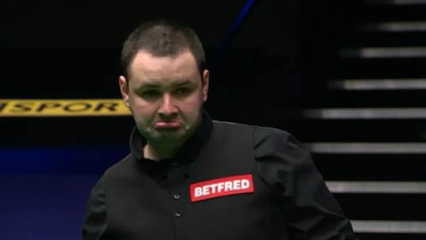 他与搭档展 他与搭档展